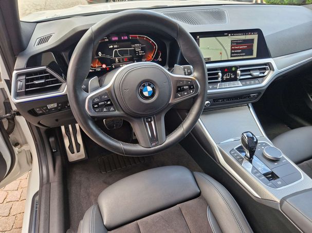 BMW 330d Touring xDrive M Sport 195 kW image number 9