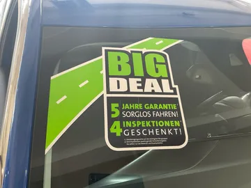 Car image 24