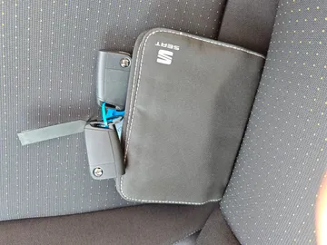 Car image 49