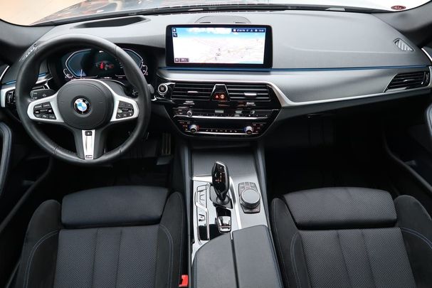 BMW 530 xDrive 218 kW image number 5