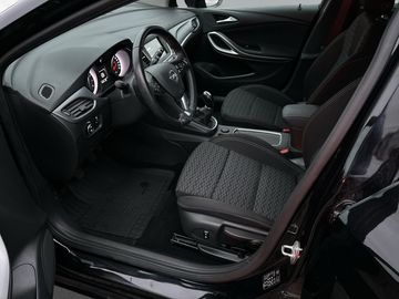 Car image 11