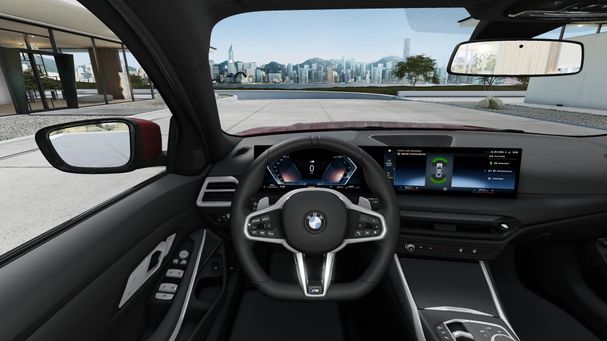 BMW 330i xDrive 180 kW image number 14