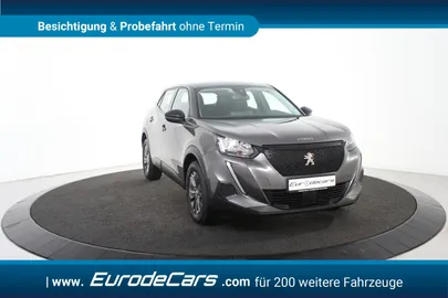 Car image 4