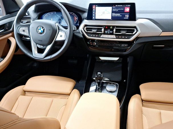 BMW X3 xDrive20d 140 kW image number 8