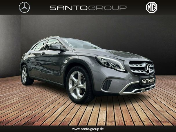 Mercedes-Benz GLA 200 115 kW image number 1