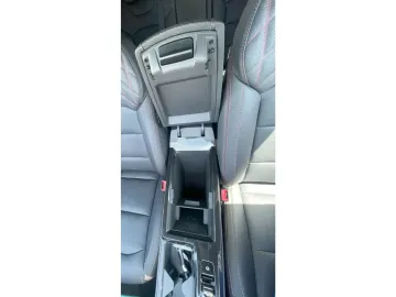 Car image 39