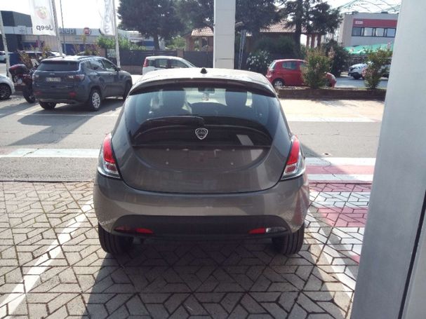 Lancia Ypsilon 51 kW image number 5