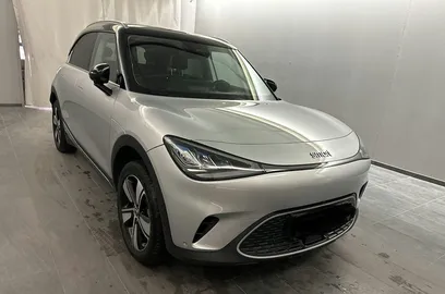 Car image 2