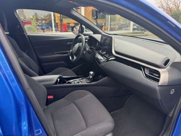 Car image 10