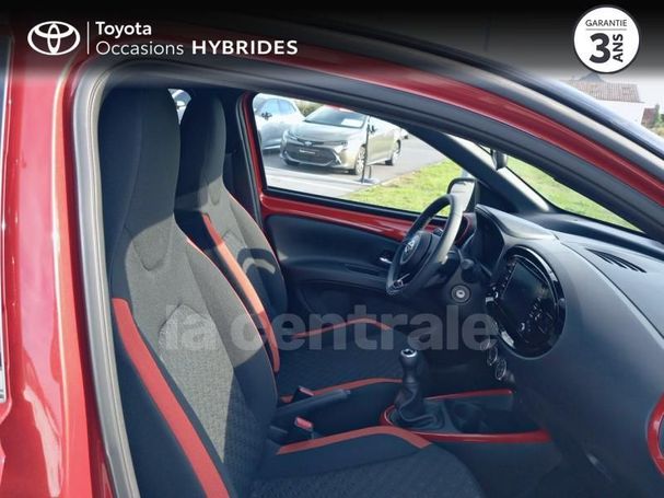 Toyota Aygo X 1.0 VVT-i 53 kW image number 16