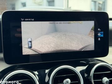 Car image 35
