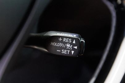 Car image 35