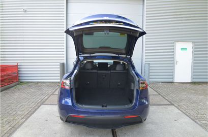 Car image 31