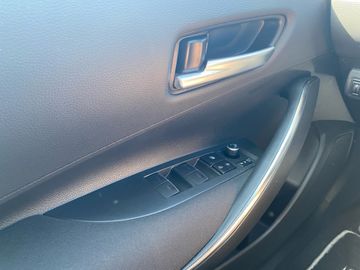Car image 21