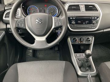 Car image 15