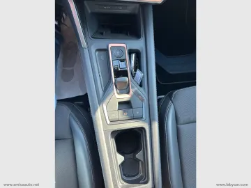 Car image 35
