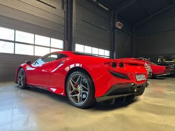 Car image 33