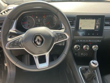 Car image 11