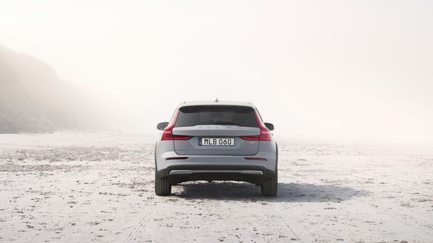 Volvo V60 Cross Country AWD B5 186 kW image number 10