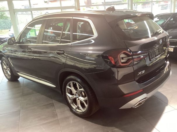 BMW X3 xDrive20i 135 kW image number 3