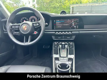 Car image 33