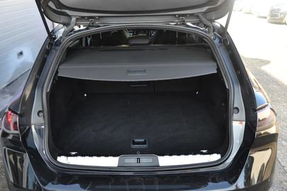 Car image 36