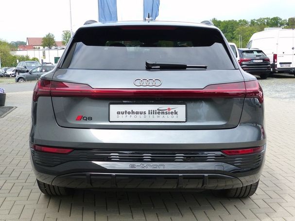 Audi Q8 55 quattro e-tron S-line 300 kW image number 5