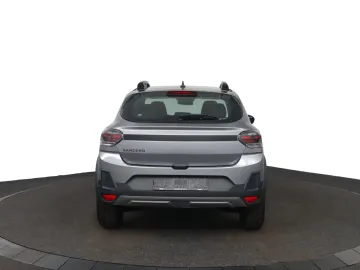 Car image 45