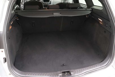 Car image 36