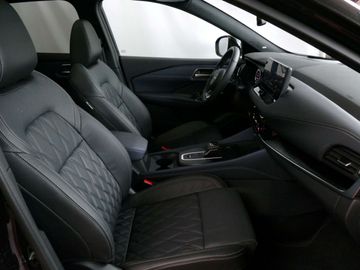 Car image 30