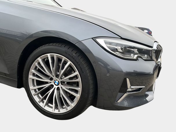 BMW 320d xDrive Luxury Line 140 kW image number 7