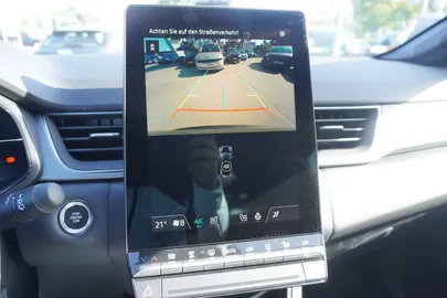 Car image 35