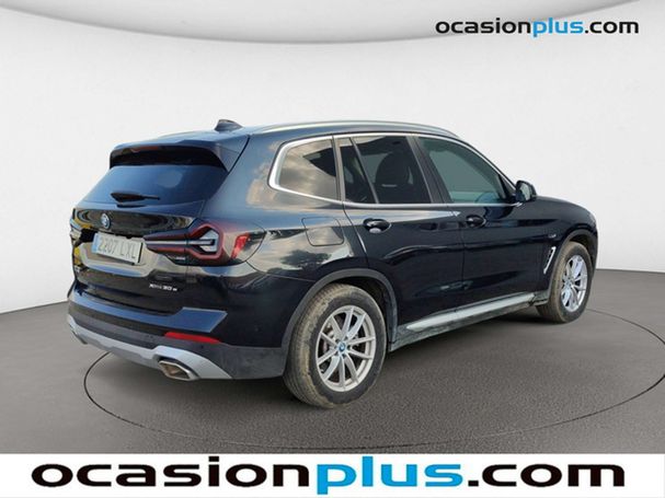 BMW X3e xDrive 215 kW image number 3