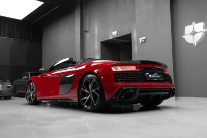 Car image 30