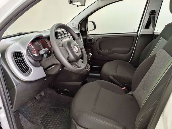 Fiat Panda Cross 1.0 Hybrid City 51 kW image number 9