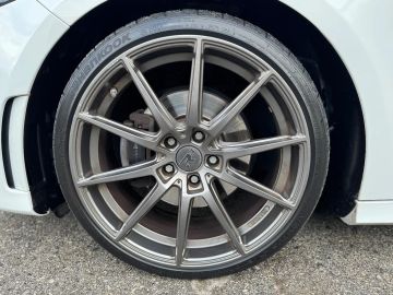 Car image 27