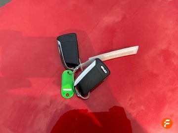 Car image 28
