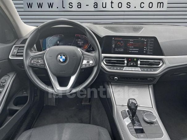 BMW 320d Touring xDrive 140 kW image number 8