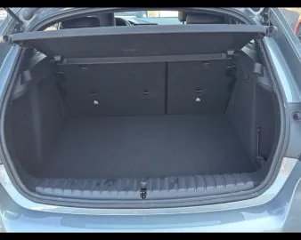 Car image 29