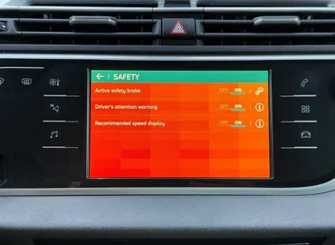 Car image 37