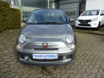 Car image 12