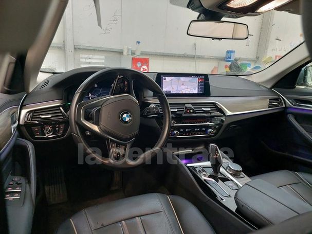 BMW 520d Touring 140 kW image number 5