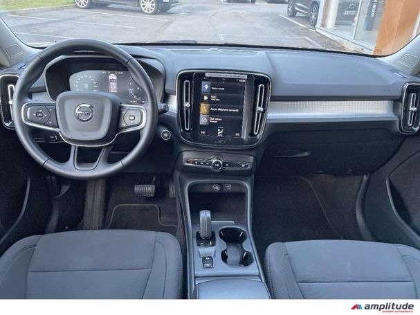 Volvo XC40 T3 Geartronic Momentum 122 kW image number 5