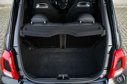 Car image 37