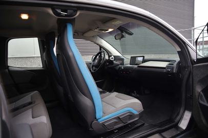 Car image 37