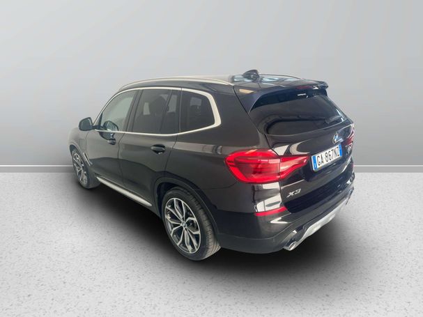 BMW X3 xDrive30e xLine 215 kW image number 7