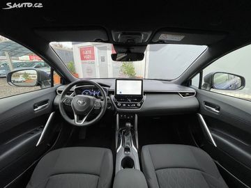 Car image 13