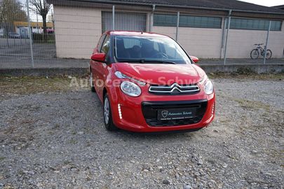 Car image 4