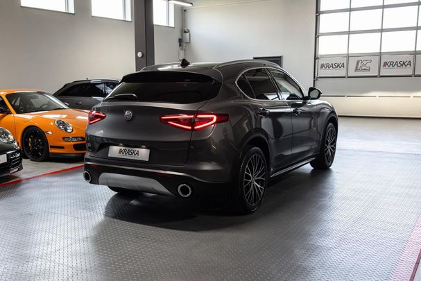 Alfa Romeo Stelvio 2.0 Lusso 206 kW image number 8