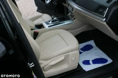 Car image 38